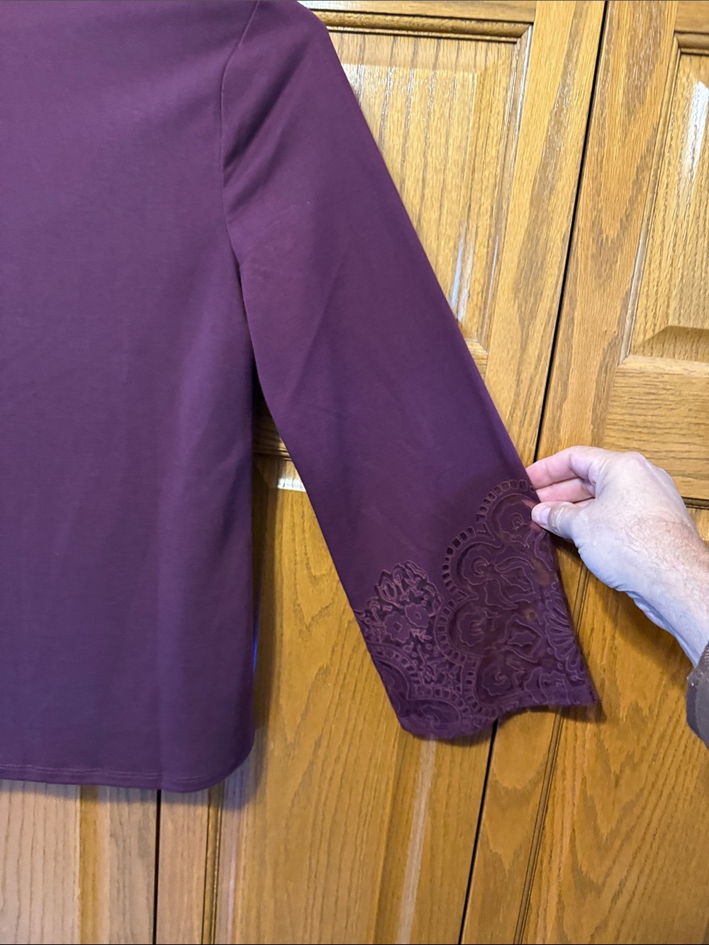 Chico's Plum Long Sleeve Crewneck Top with Lace Cuff Detail- Size 0 - Picture 9 of 9